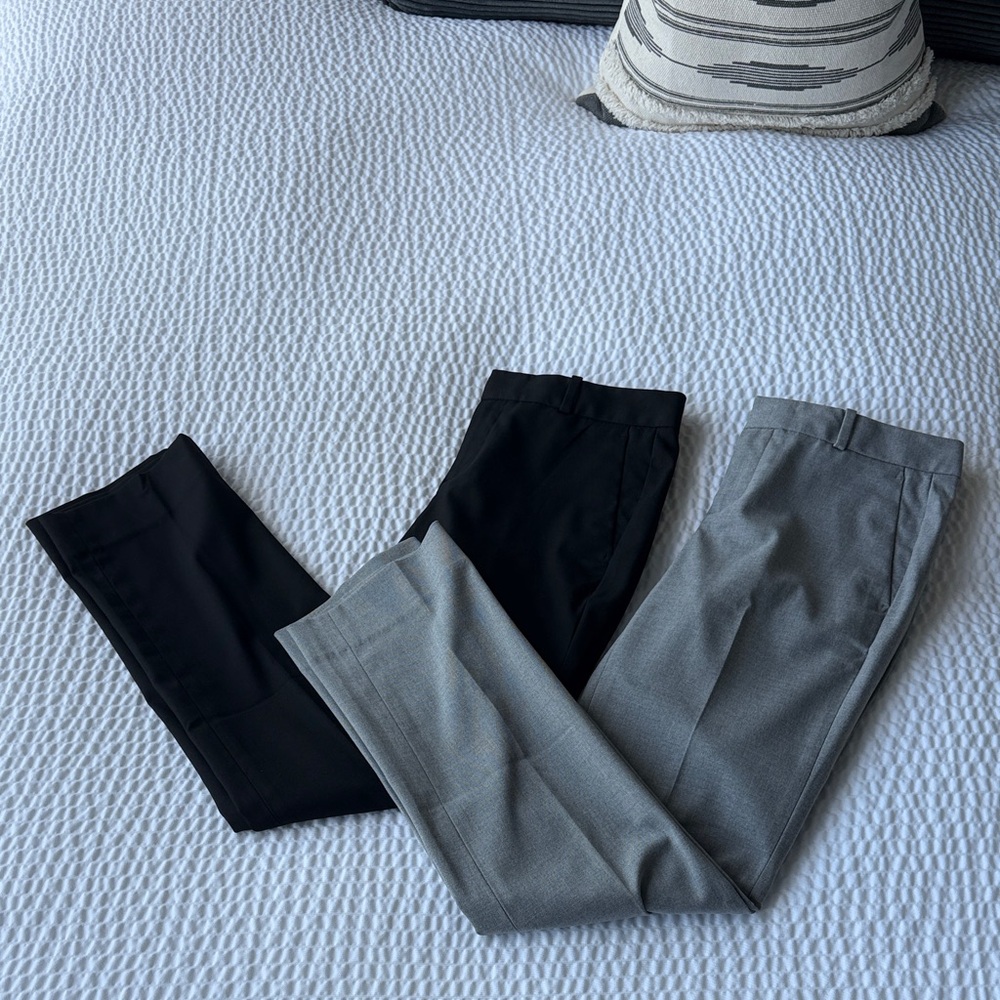 Banana Republic Women's Black and Gray Trousers